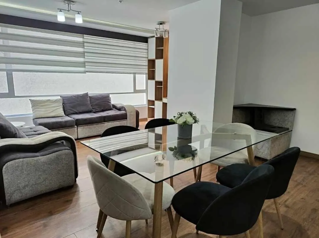 Departamento Moderno Apartment Quito
